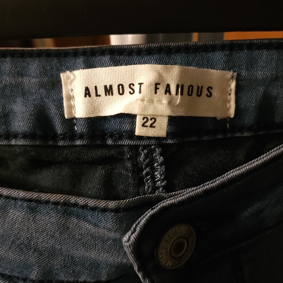 SIZE 22 BOHO CHIC JEANS - Picture 3 of 3